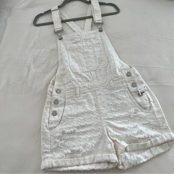 NWT Blank NYC Eyes On You Distressed Perforated White Overall Shorts, Size 25 - Picture 5 of 12